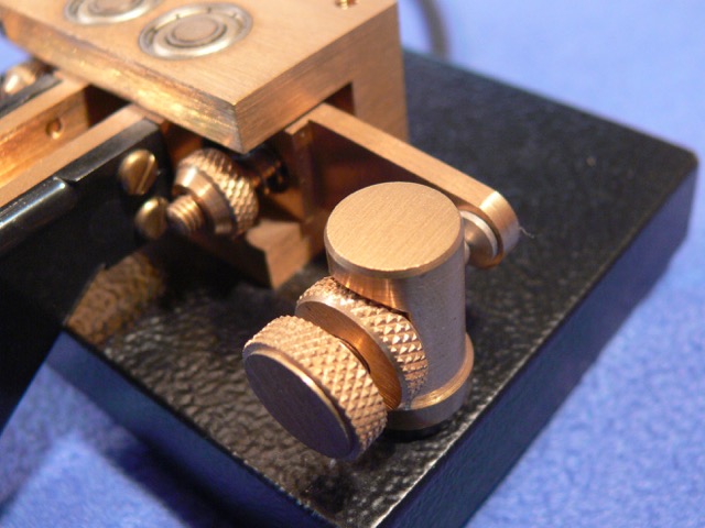 Kent Twin Paddle Morse Key TP1-B close up